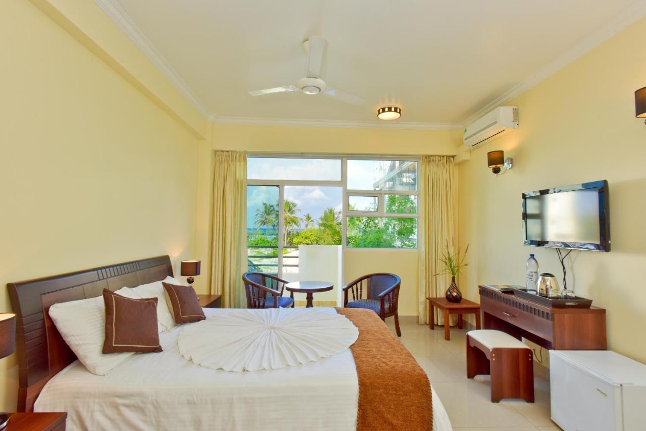 Crystal Beach Inn Μαλέ Εξωτερικό φωτογραφία