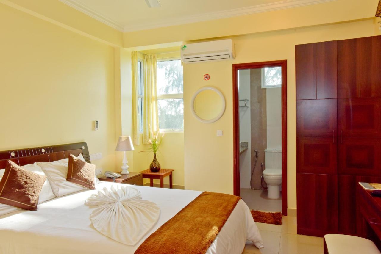 Crystal Beach Inn Μαλέ Εξωτερικό φωτογραφία